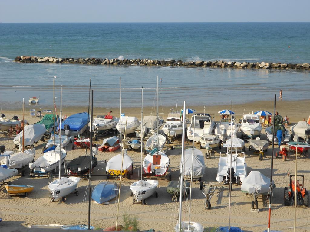 Hotel Laguna Blu Rimini Quarto foto