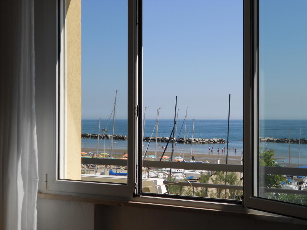 Hotel Laguna Blu Rimini Quarto foto