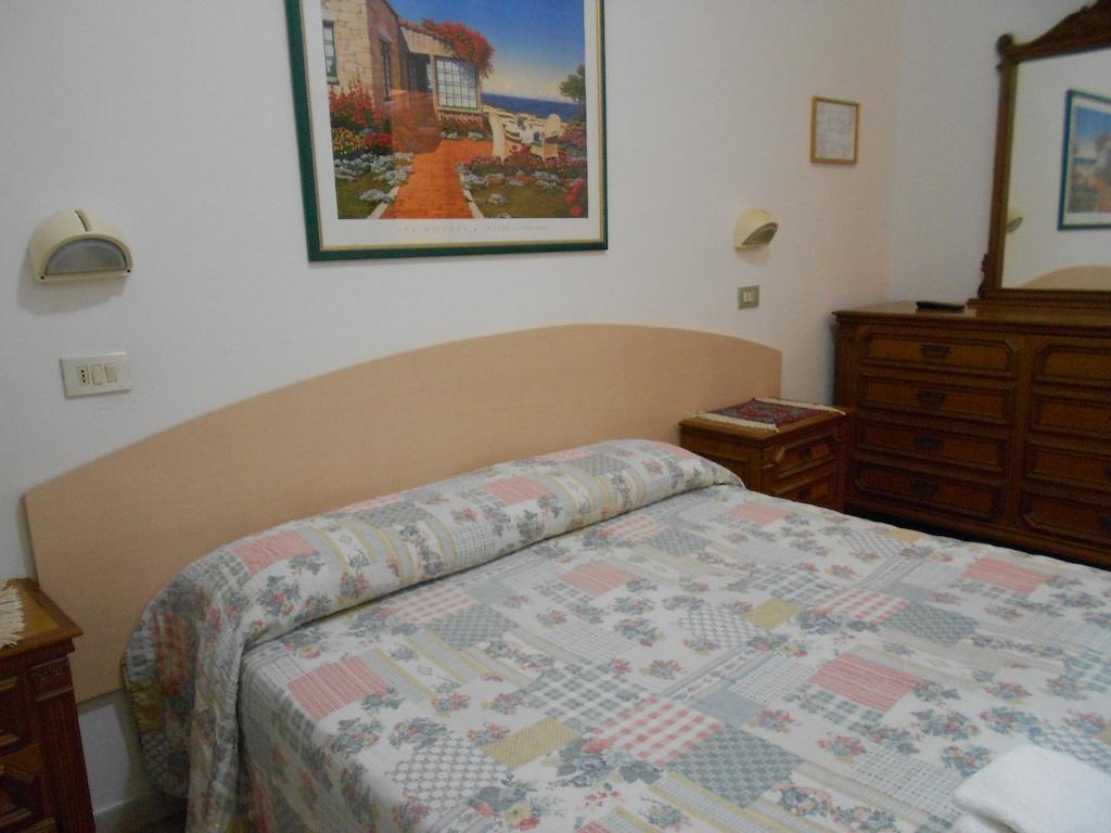 Hotel Laguna Blu Rimini Quarto foto